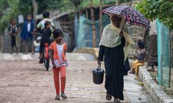 Bangladeş, yaklaşık 8 bin Arakanlı Müslümanın ülkeye girdiğini açıkladı