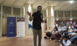 Nouman Ali Khan, Taksim Camii’nde gençlerle buluştu