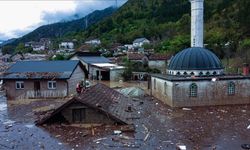 Bosna Hersek'te yaralar sarılıyor