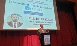 Prof. Dr. Kumaş: Müslüman sorumluluk sahibidir