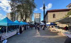 Rize’de hayır çarşısı düzenlendi