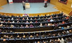 Gümüşhane’de "Ailede Çözüm Becerileri" konferansı