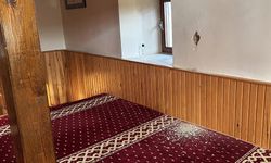 Rize'deki depremde cami hasar aldı