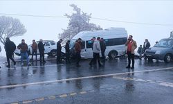 Bitlis'te 20 aracın karıştığı zincirleme trafik kazasında 33 kişi yaralandı