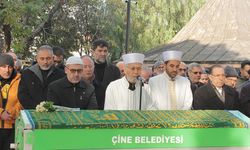 Emekli İl Müftüsü Akbalık ebediyete uğurlandı