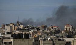 İşgalciler Gazze'nin kuzeyinde çok sayıda binayı havaya uçurdu