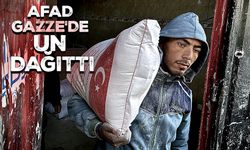 AFAD, gıda krizinin yaşandığı Gazze'de Filistinlilere un dağıttı