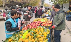 TDV gönüllülerinden pazar esnafına vefa