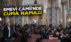 Şam'daki Emevi Camii'nde cuma namazı kılındı