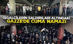 İşgalcilerin saldırıları altındaki Gazze'de cuma namazı