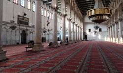 Şam'daki Emevi Camii'nin halılarını Türkiye yenileyecek