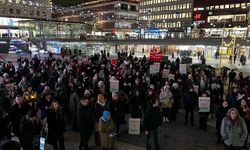 İsveç'te İslamofobi ve ırkçılık protesto edildi