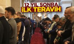 Halep'teki Emevi Camii'nde, teravih namazı 12 yıl sonra ilk kez kılındı