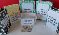 Anamur'da minikler kumbaralarını Filistin için açtı