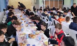 İzmit’te çocuklara özel iftar programı