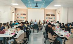 Gediz Diyanet Gençlik Merkezlerinde akademik eğitim alıyorlar
