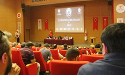 Aydın'da "Fıtratın Korunması ve Aile" paneli gerçekleştirildi