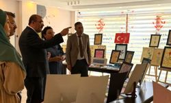 Değirmenaltı Diyanet Gençlik Merkezinde "Ebru Sergisi" açıldı