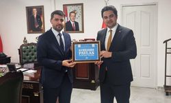 Gölbaşı Kaymakamı Seyhan, kurbanını TDV'ye emanet etti