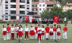 İnebolu'da minikler yıl sonu sevinci yaşadı