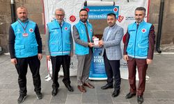 Müftü Ayvaz'dan TDV'ye kurban desteği