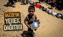 Gazze’deki Filistinlilere yemek dağıtımı