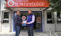 Kitap gelirini Filistin'e bağışladı