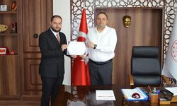 Kaymakam Demir, kurbanını TDV'ye verdi