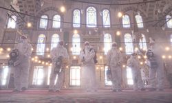 Fatih Camii'nde Kurban Bayramı temizliği