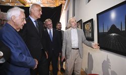 Bakan Ersoy, "Ayasofya Fotoğrafları" kitabının tanıtım programı ve sergisinin açılışına katıldı