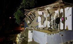 Kırşehir'de sel nedeniyle 1 ev çöktü, hasar gören 3 ev boşaltıldı