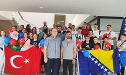 Bosnalı gençler, Türkiye yolunda