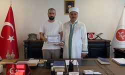 İsveçli genç Trabzon'da Müslüman oldu