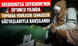 Srebrenitsa Soykırımı’nın 30’uncu yılında toprağa verilecek 7 cenaze, gözyaşlarıyla karşılandı