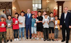 Vali Köşger, müftülükte özel öğrencilerle buluştu