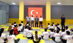 Müftü Ayvaz: Gençlerimizin yanındayız