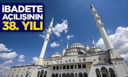 15 Temmuz'da ilk selanın okunduğu Kocatepe Camii, ibadete açılalı 38 yıl oldu