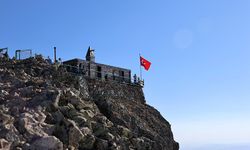 "Uçurumdaki mescit" doğa tutkunları ve dağcıların rotasında