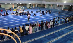 Erzincan'da çocuklar, 'Babalar ve Bebeler Camide' etkinliğiyle sporla buluşuyor