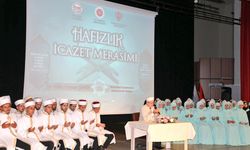 Kars'ta 60 hafız için icazet töreni düzenlendi