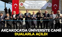 Akçakoca Yerleşkesi Üniversite Camii dualarla açıldı