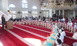 Aksaray’da minikler camide ders yaptı