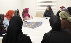 Bağlar'da gençler "Geçerken" buluştu