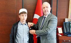 Türkiye ikincisi hafız ödüllendirildi