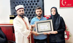 İrlanda vatandaşı Derik'te Müslüman oldu