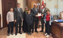 Adana Selahaddin Eyyubi İmam Hatip Ortaokulu'ndan Filistin'e destek