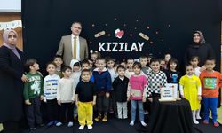 Bağcılar'da minikler Kızılay Haftasını kutladı