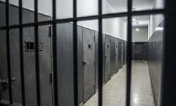 Katil İsrail hapishane ve gözaltı merkezlerinde son iki yılda en az 98 Filistinlinin hayatını kaybettiği belgelendi