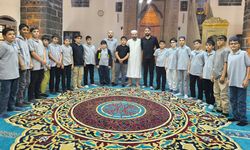 Sur'da öğrencilere camilerde değerler eğitimi