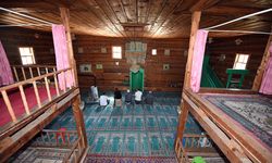 Kastamonu'da 126 yıllık çivisiz cami yıllara meydan okuyor